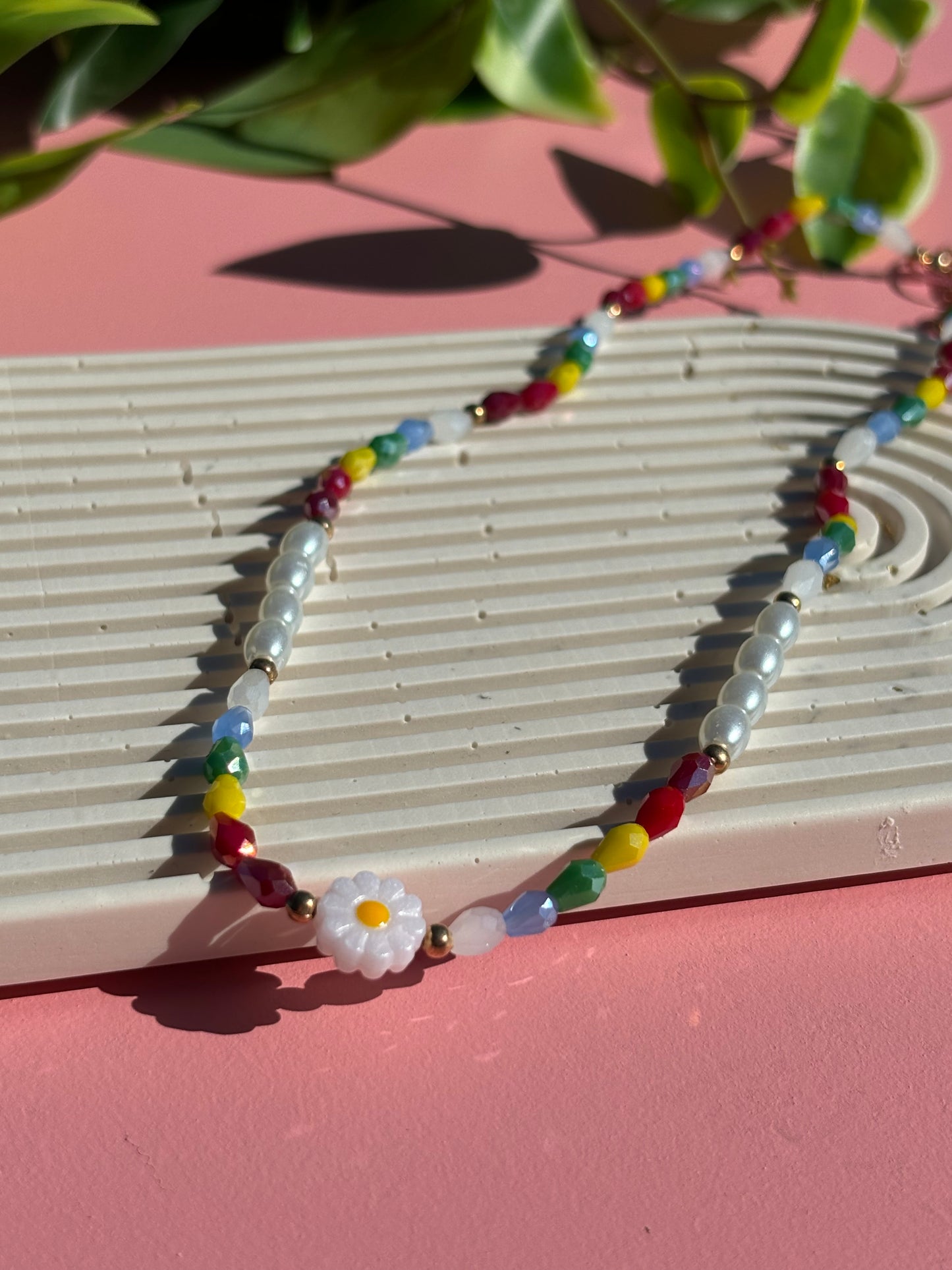 Fun Daisy Beaded Necklace